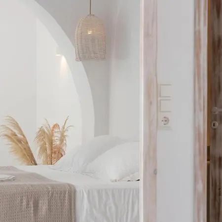 Sandora Guest house *