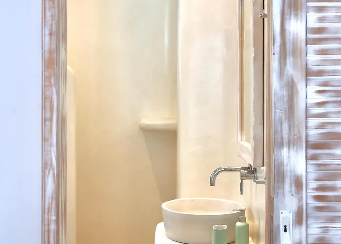 Sandora Konukevi Agios Prokopios (Naxos)